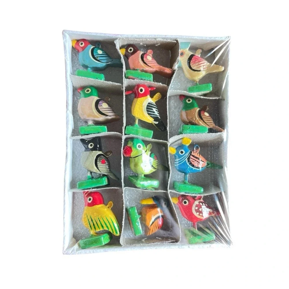Carved & Hand Painted Miniature Exotic Wood Birds Ornaments Folk Art India 0.90